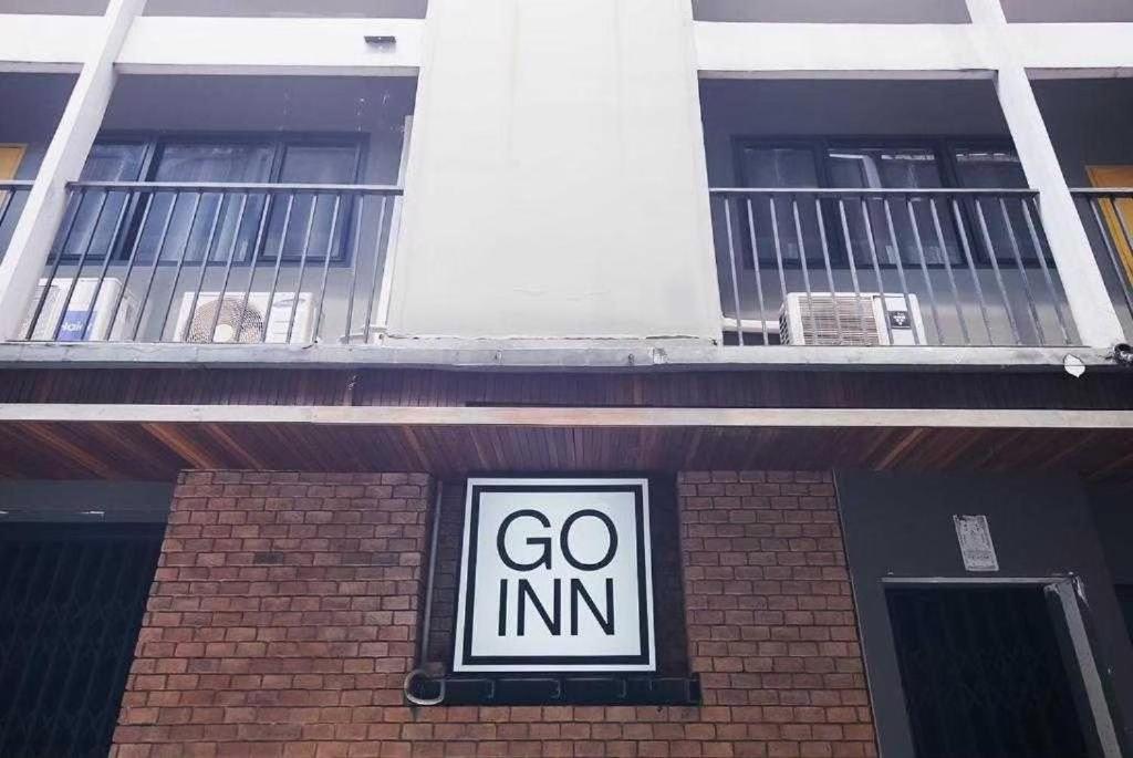 Go Inn Silom Bts St Louis V โกอินน์ สีลม 2 Bangkok Esterno foto